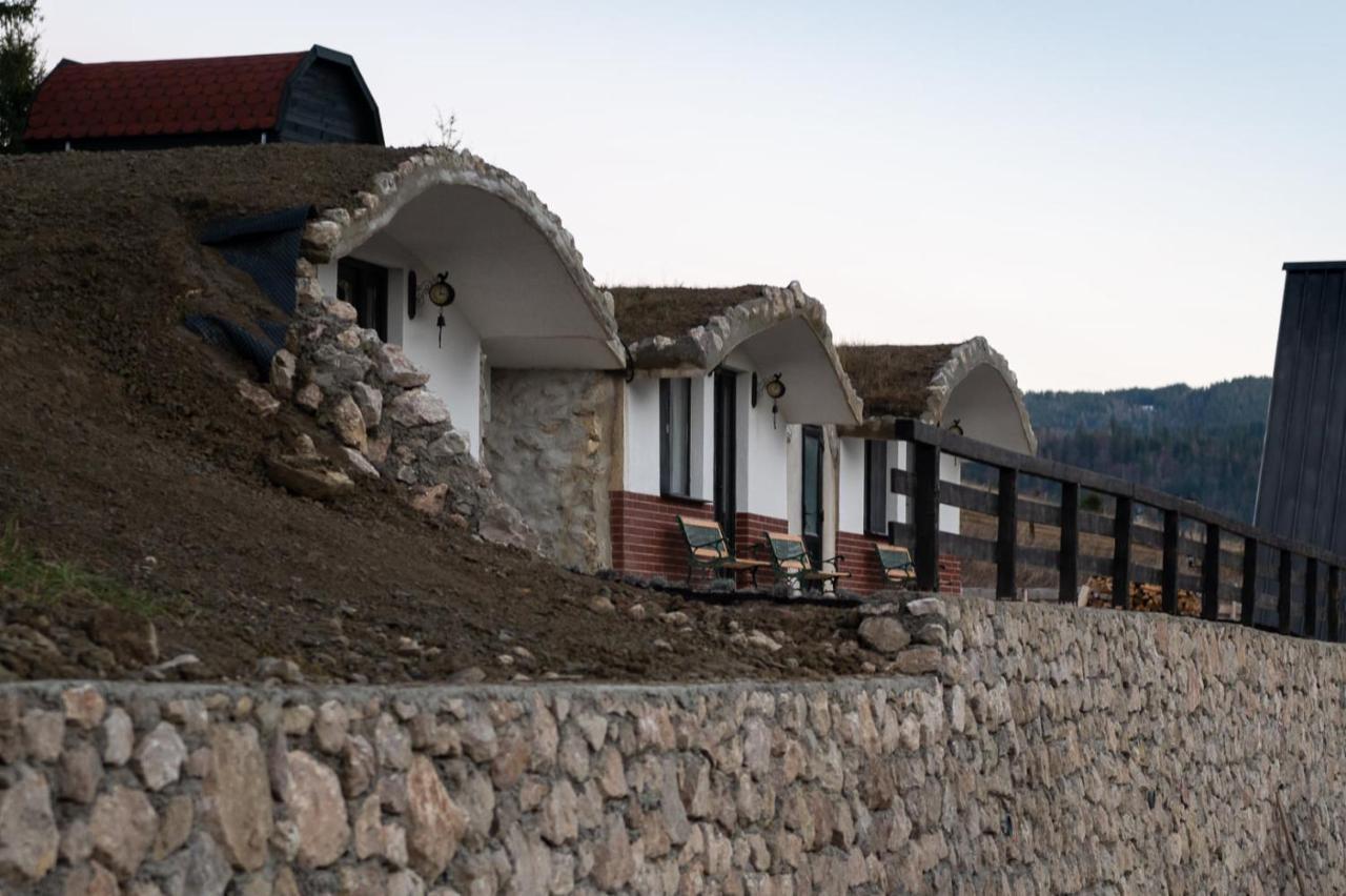 Resort Valea Tatarilor 라쿠 로슈 외부 사진