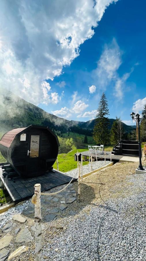 Resort Valea Tatarilor 라쿠 로슈 외부 사진